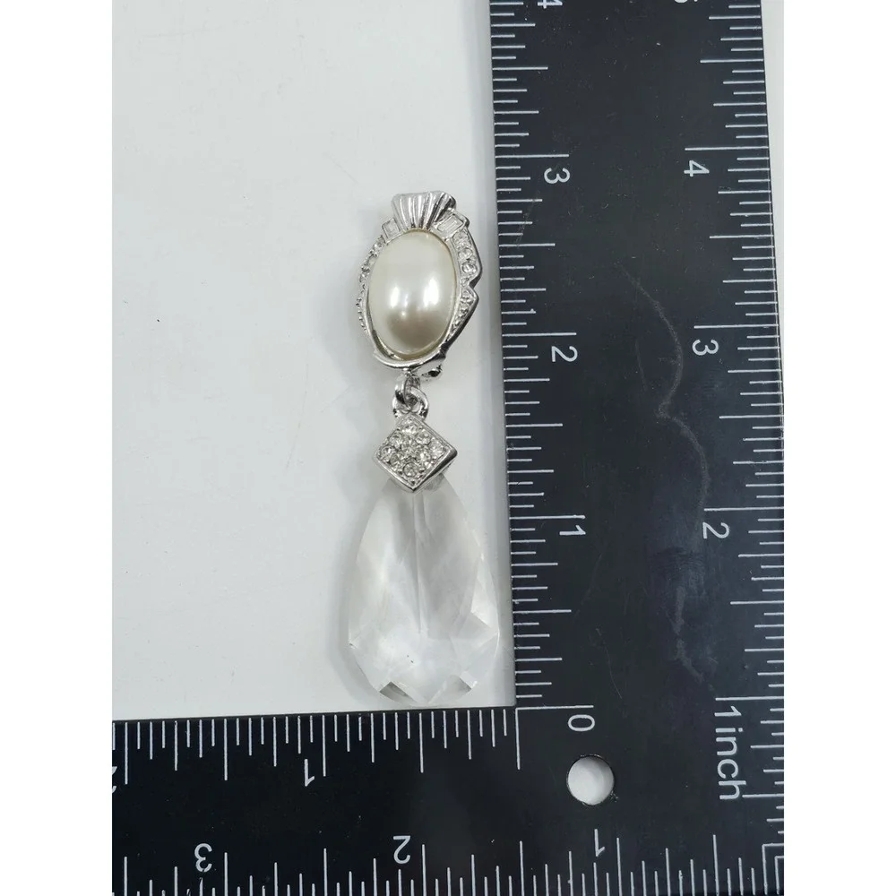 Vintage Signed Craft Silver Tone Faux Pearl Rhinestone Teardrop Crystal Brooch